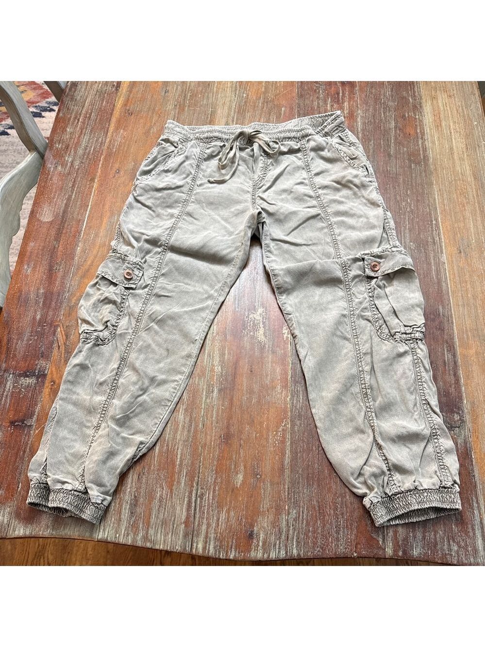 Cloth & Stone Anthropologie Tencel Cargo Joggers Khaki Olive Green Size M